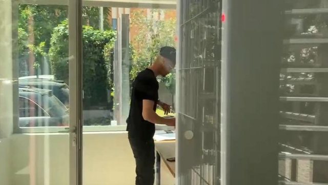 VIDEO/ Gjyqi p&euml;r Laert Haxhiun, Cllevio paraqitet n&euml; GJKKO