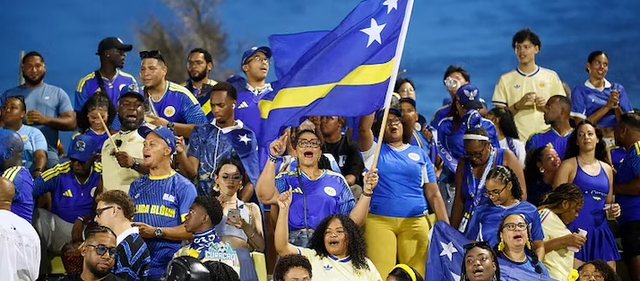“Vala Blu” e Kuraçaos infekton Floridën, vendos një