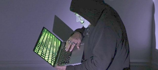 Haker&euml;t iranian&euml; k&euml;rc&euml;nojn&euml; Kup&euml;n e Bot&euml;s: