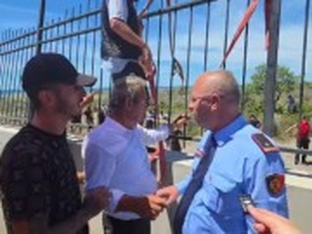 &ldquo;Po me qen&euml; toka jote?&rdquo;/&nbsp;Banor&euml;t e Rrjollit shembin