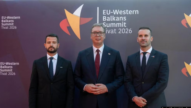 "Ata po zhvillojn&euml; luft&euml; hibride kund&euml;r Serbis&euml;"/