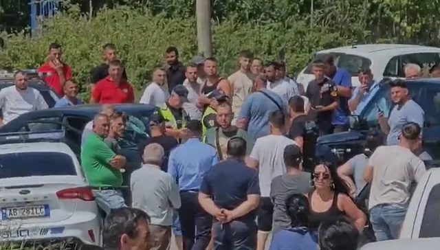 Aksident rrugor n&euml; aksin Fier&ndash;Libofsh&euml;, plagosen kat&euml;r