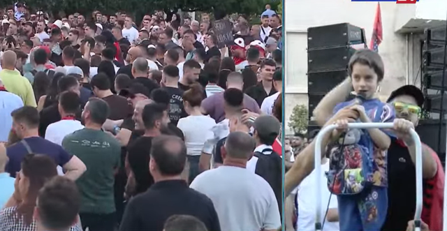 Protesta e 16-t&euml;/ Mij&euml;ra qytetar&euml; k&euml;rkojn&euml; largimin e