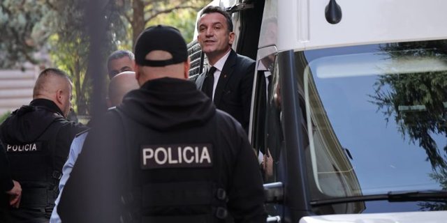 Nga transmetimi live deri te dalja nga&nbsp;jasht&euml; kafazit t&euml;