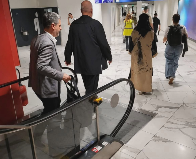 Vizita n&euml; Basel e mbushur me abuzime dhe mashtrime t&euml; pajustifkueshme