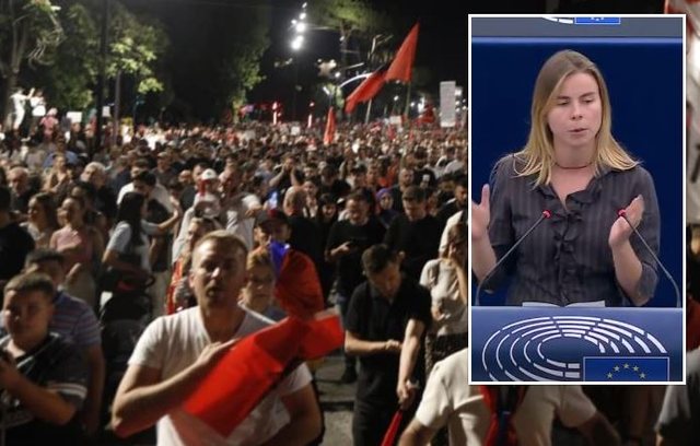Protesta e qytetar&euml;ve kund&euml;r projektit t&euml; Zv&euml;rnecit dhe