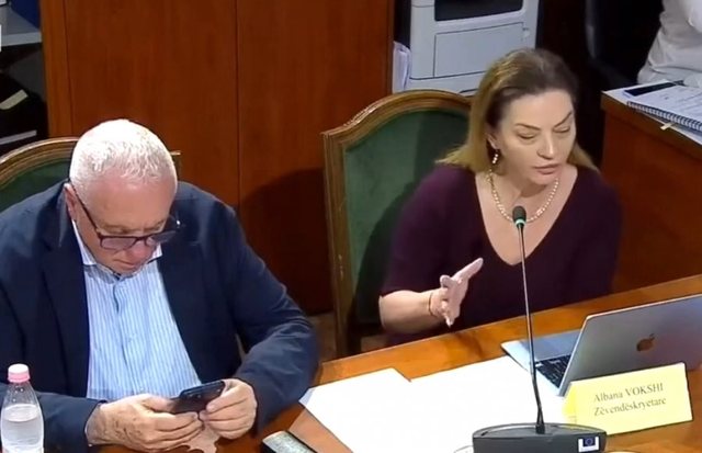 "N&euml;se familjes time i preket nj&euml; fije floku..."/ Marjana