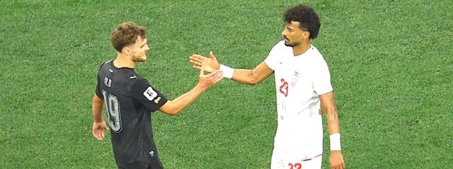 Pezullohet një komentator turk se ngatërroi lojtarët e Iranit me