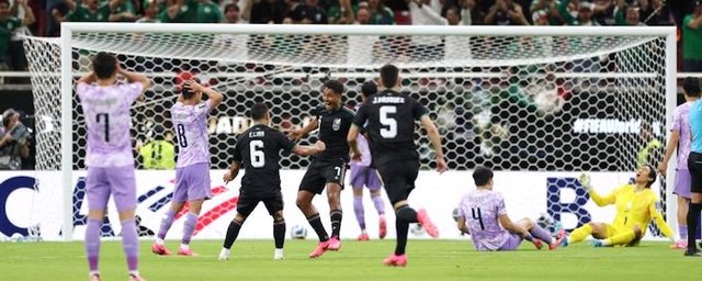 Meksika, skuadra e par&euml; q&euml; u kualifikua p&euml;r raundin e 32-sheve