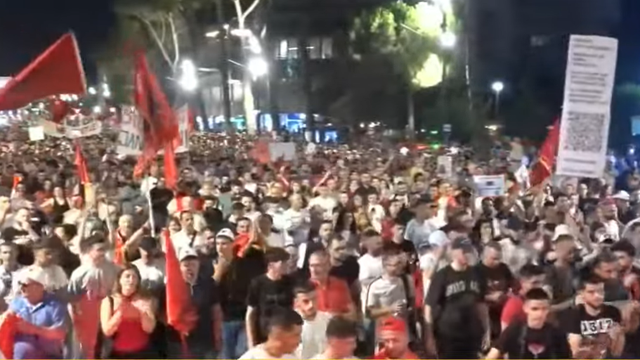 "Nes&euml;r m&euml; shum&euml; me diaspor&euml;n"/ Mbyllet protesta