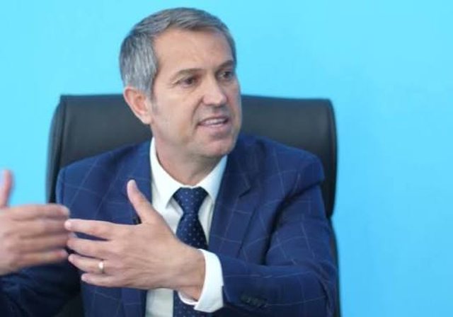 Dor&euml;heqja e Edi Ram&euml;s dhe formimi i nj&euml; qeverie t&euml;