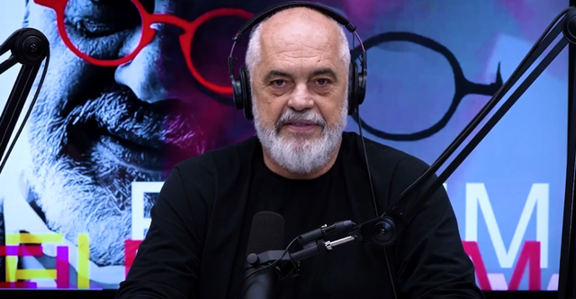 "Mos lejoni q&euml; idealet t&euml; nd&euml;rtohen mbi iluzion"/ Rama