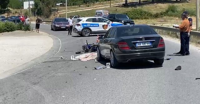 EMRI+FOTO/ Aksident me vdekje n&euml; aksin e vjet&euml;r rrugor