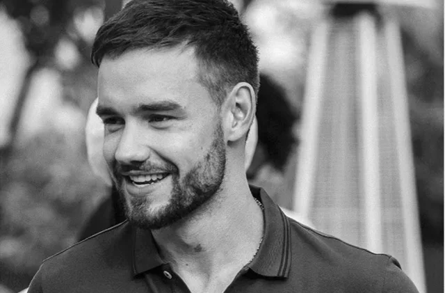 Djali i k&euml;ng&euml;tarit Liam Payne trash&euml;gon pasurin&euml; e babait