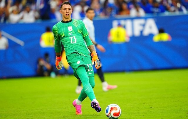 Portieri Muslera i Uruguajit barazon rekordin e brazilianit Taffareli n&euml;