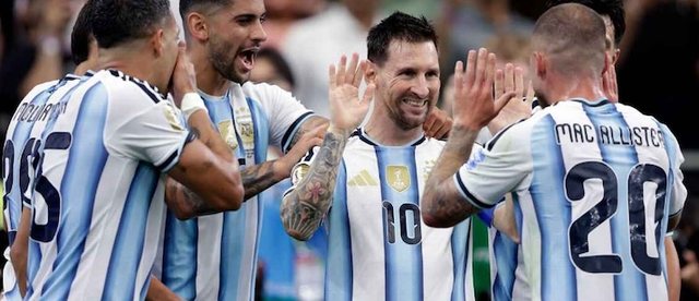 Askush si Leo Messi n&euml; Bot&euml;ror: dy gola ndaj Austris&euml; dhe