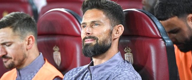 "Ata janë gati të vdesin për Leo Messin", Giroud i