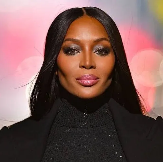 Modelja Naomi Campbell p&euml;rgjegj&euml;se p&euml;r mbylljen e