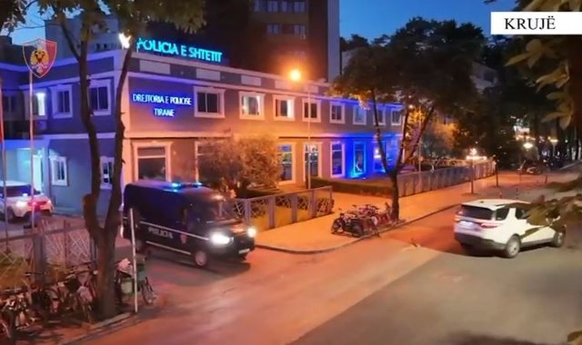 Operacion antidrog&euml; n&euml; Kruj&euml;, zbulohen parcelat me kanabis.
