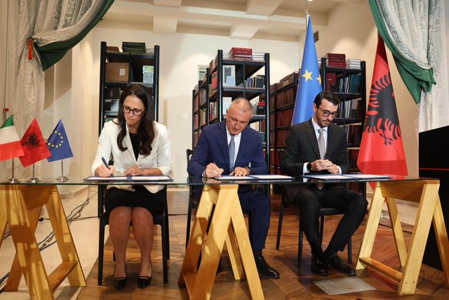 Shqipëria memorandum bashkëpunimi me kompaninë ENI,