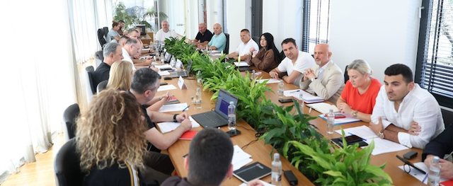 "Revolucion"... Komiteti Ekzekutiv i FSHF-s&euml; miraton ndryshimet e