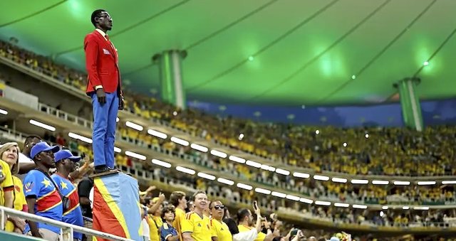 Tifozi i famsh&euml;m i Kongos m&euml; n&euml; fund u shfaq n&euml; stadium, por