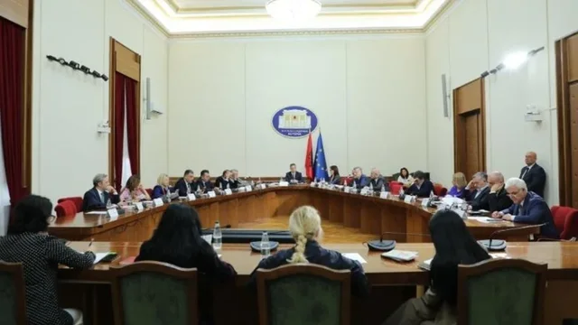 P&euml;rplasje n&euml; Konferenc&euml;n e Kryetar&euml;ve, Bardhi: Sulmet ndaj