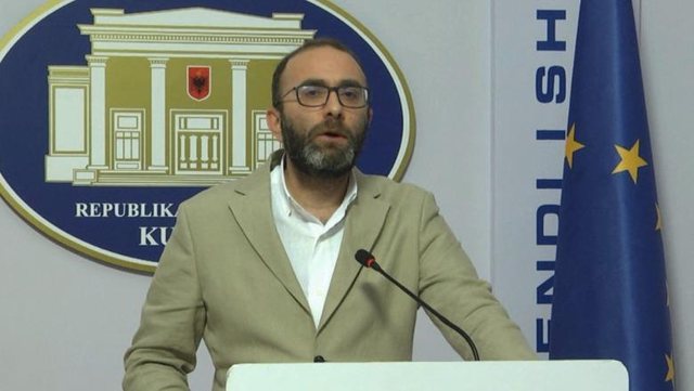 "Gjysma e grupit e urren se..."/ Bardhi: Aksionet e grupit t&euml; PD