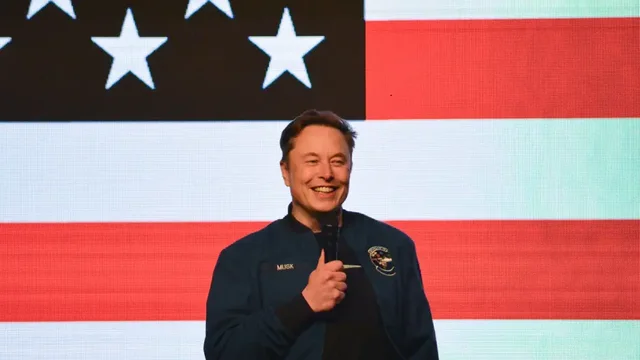 Elon Musk humbet statusin e trilionerit pasi aksionet e SpaceX dhe Tesla