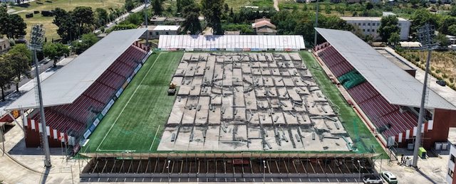 KE i FSHF-s&euml; miraton ndryshimin e tapetit t&euml; stadiumit &ldquo;Arena e