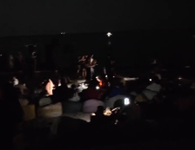 VIDEO/ Ikin dritat n&euml; plazh! Pushuesit n&euml; Dh&euml;rmi