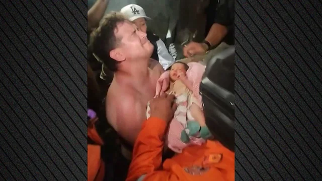 Mrekulli n&euml;n rr&euml;noja! I porsalinduri nxirret gjall&euml; 32 or&euml;