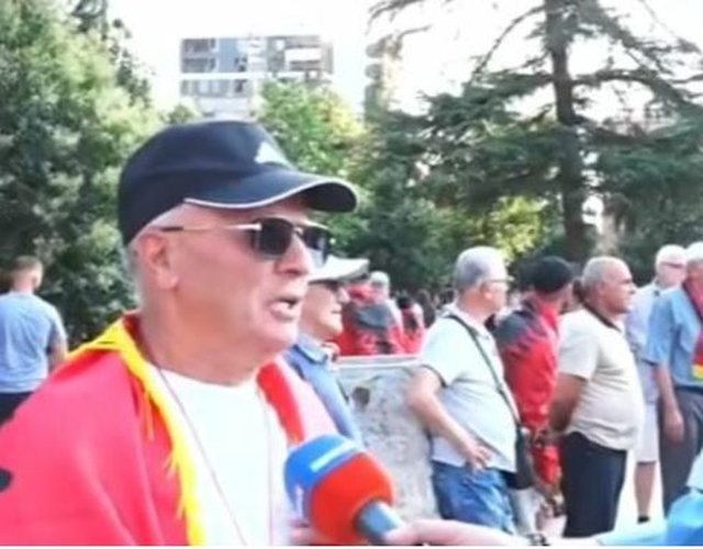 "Dor&euml;heqje"/ Dita e 28-t&euml; e protest&euml;s, nis marshimi i