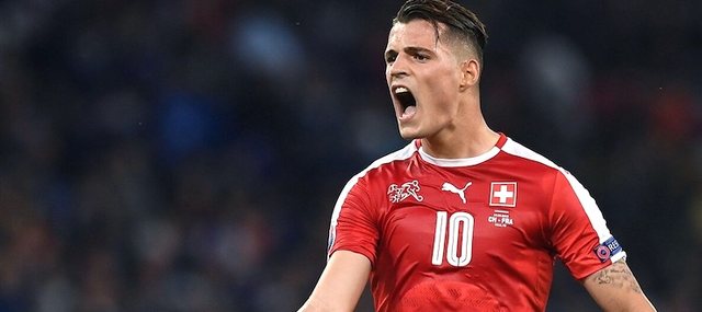 P&euml;rlitet shum&euml; te Chelsea: Granit Xhaka d&euml;shiron t&euml;