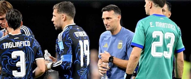 Scaloni vler&euml;son Messin pas fitores s&euml; Argjentin&euml;s: "Ai