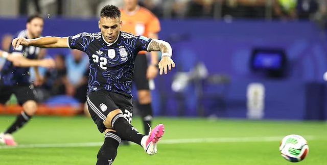Sergio Aguero: "Un&euml; do ta mbaja Lautaro Martinezin n&euml; fush&euml;