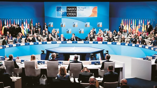 Holanda ngre alarmin: Rusia mund t&euml; sulmoj&euml; vendet e NATO-s pas
