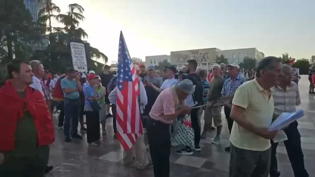 Dita e 30-t&euml; e protest&euml;s, qytetar&euml;t