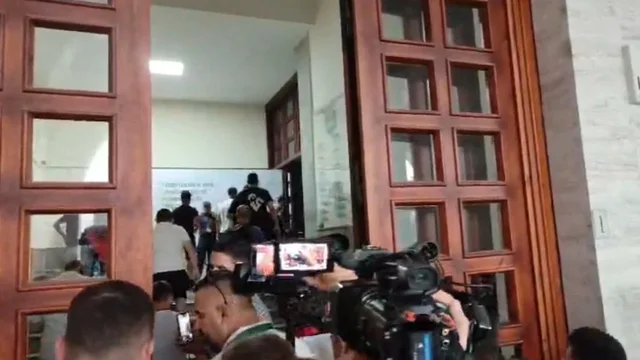 Dita e 30-t&euml; e protest&euml;s, qytetar&euml;t