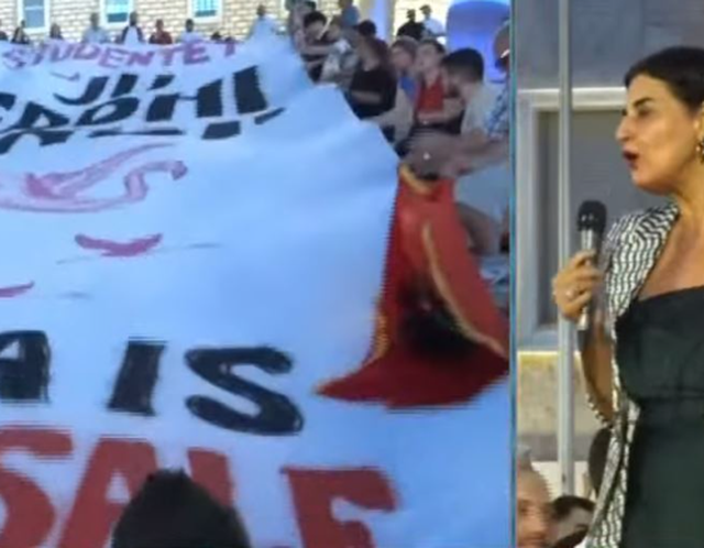 Dita e 30-t&euml; e protest&euml;s/ Eurodeputetja greke, Vula Tsetsi: Nuk ka