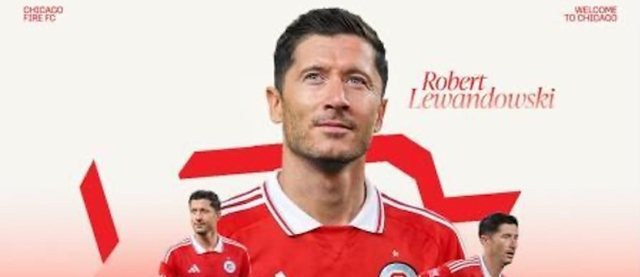 ZYRTARE/ Sulmuesi Robert Lewandowski n&euml;nshkruan p&euml;r Chicago
