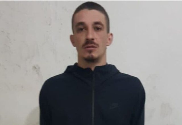 Arrestohet kush&euml;riri i Ervis Martinajt, Emiljano Nina! U kap me arm&euml;
