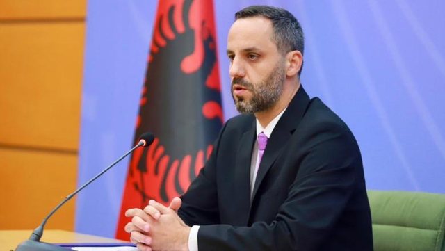 Aksidenti tragjik n&euml; autostarad&euml;n Tiran&euml;-Durr&euml;s/ Lamallari:
