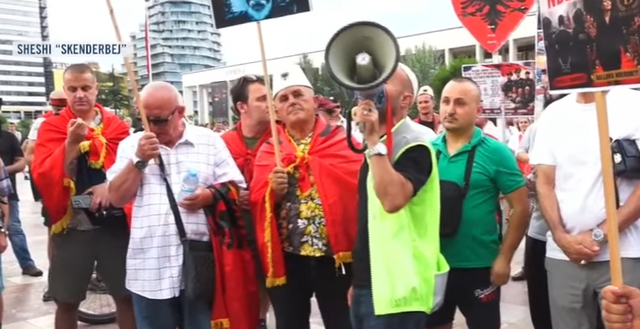 Protesta e 31-t&euml; rradhazi, qytetar&euml;t t&euml; vendosur p&euml;r