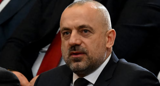 "P&euml;r Vu&ccedil;i&ccedil;in ai nuk &euml;sht&euml; kriminel"/ A e