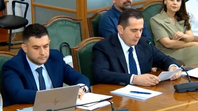 Debat në Komisionin e Reformës Zgjedhore, Vokshi pyet për