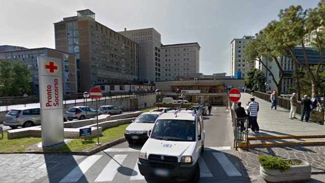 U godit nga shtylla e telekomunikacionit, nd&euml;rron jet&euml;