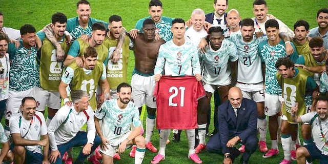 Homazhi emocional i Portugalis&euml; p&euml;r Diogo Jot&euml;n, nj&euml; vit pas