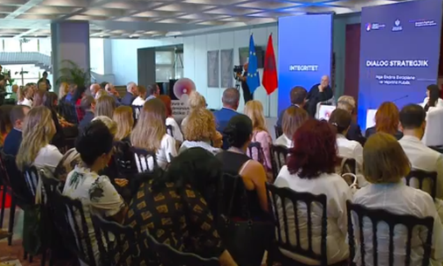 "Korrupsioni po luftohet si kurr&euml; m&euml; par&euml;"/ Rama sulmon