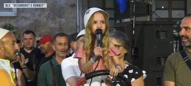 &ldquo;Protestoj p&euml;r nj&euml; Shqip&euml;ri t&euml; lir&euml;&rdquo;/